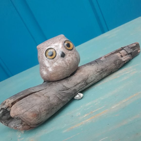 Pottery Clay Owl on Driftwood Artist Signed Glass Eyes Bird Themed Art - Picture 4 of 15